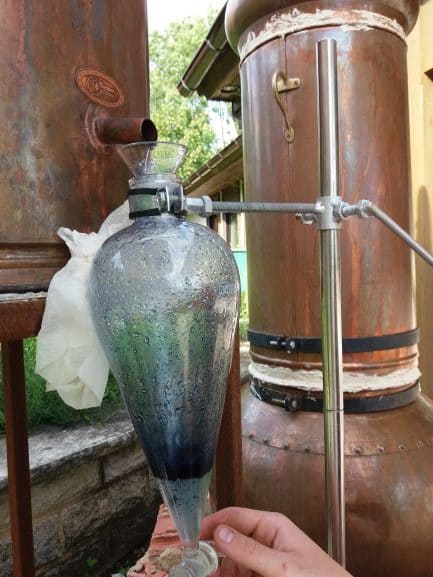Die Kunst des Destillierens und Hydrolate